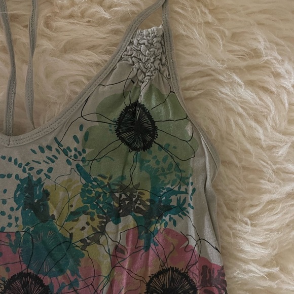 Sage Green Floral Cropped Spaghetti Cross Strap Tee Tank Top - Picture 5 of 8